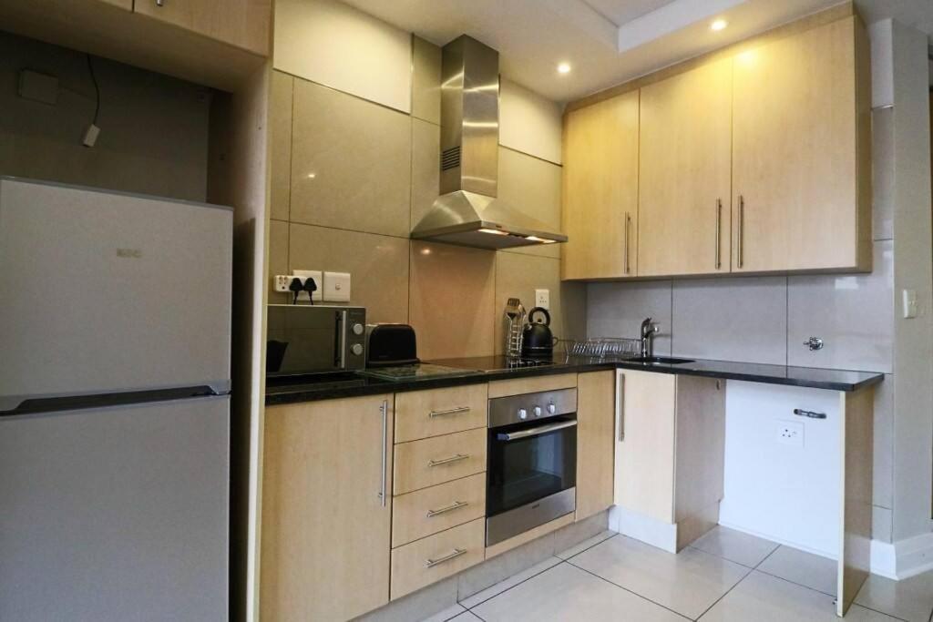 Upmarket Sandton Hydro Park Apartments Johannesburg Exterior foto