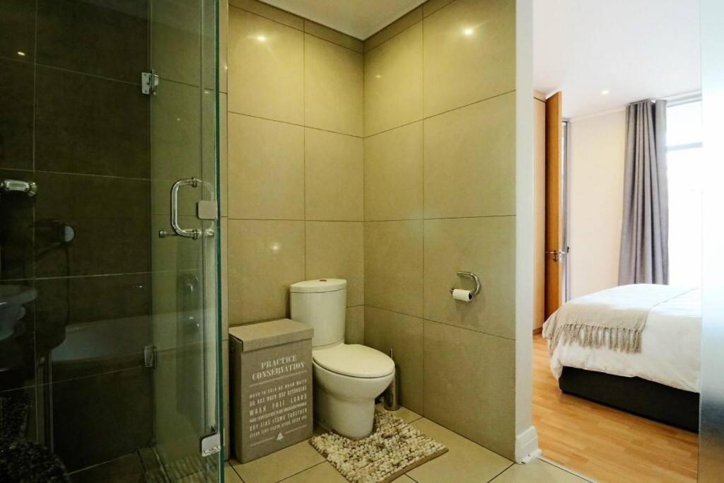 Upmarket Sandton Hydro Park Apartments Johannesburg Exterior foto